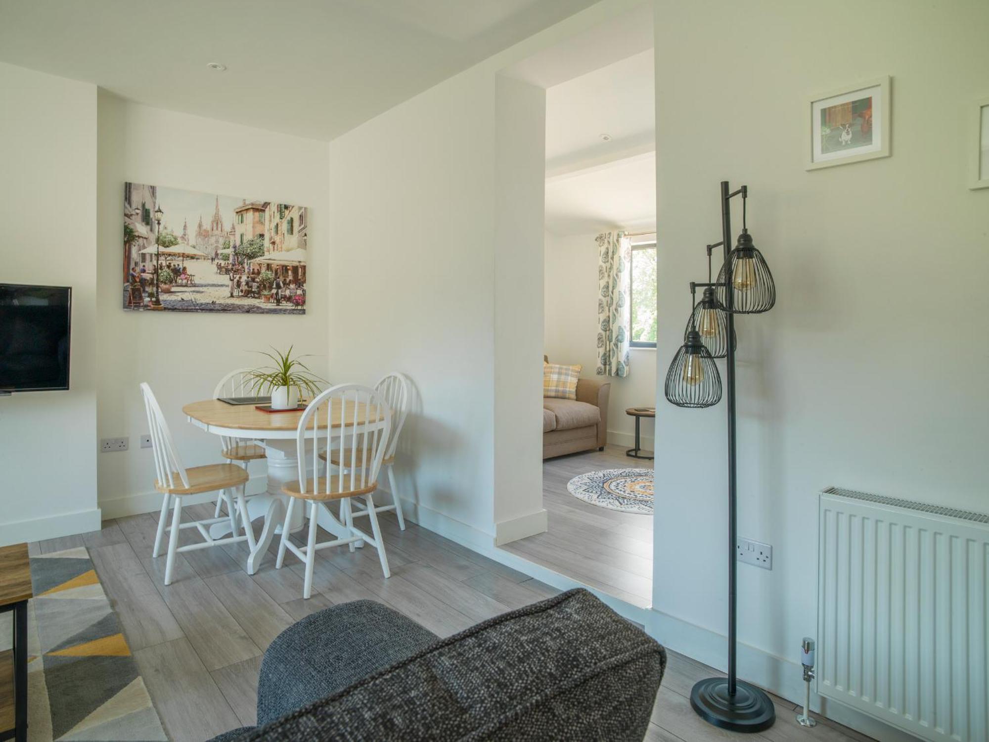 Stunning Modern Apartment In The Cotswolds Chalford Eksteriør bilde